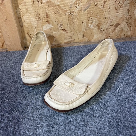 Rickard Shaw PURE Shoes - Women's Loafers Size 8.5 Square Toe Butter Yellow Italian Slip On Shoes Preppy